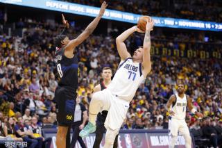 持从容不迫 持从容不迫