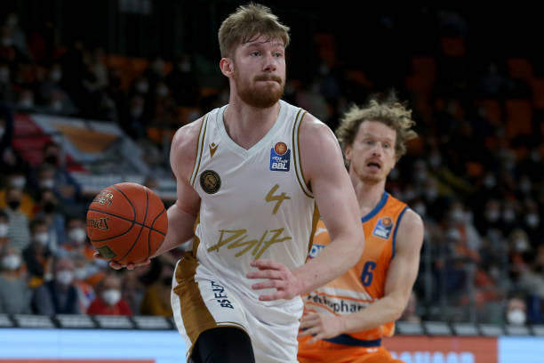 进攻动作 进攻动作